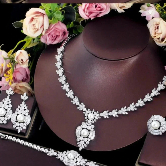 7pc. Tiara Bridal set.  ( Your choice of Necklace Sets ) See last 2 pictures - Picture 10 of 16